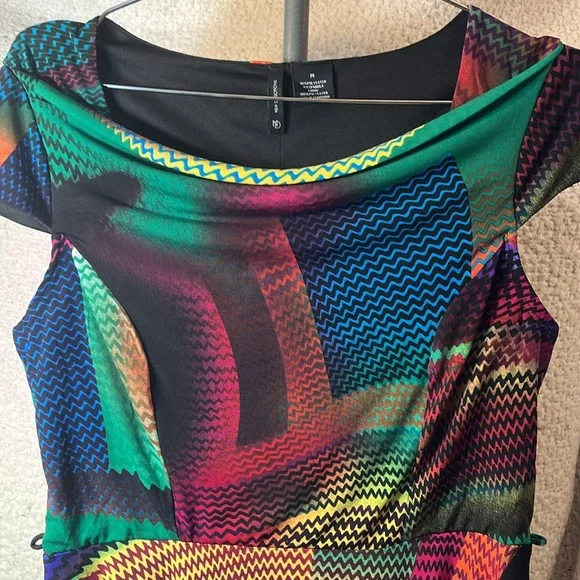 New Directions Rainbow 🌈 Women’s Dress - Picture 3 of 6